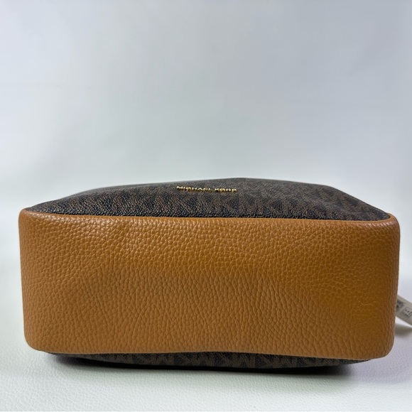 NWT Michael Kors Jet Set Charm Long Crossbody Acorn/Brown - Picture 11 of 12